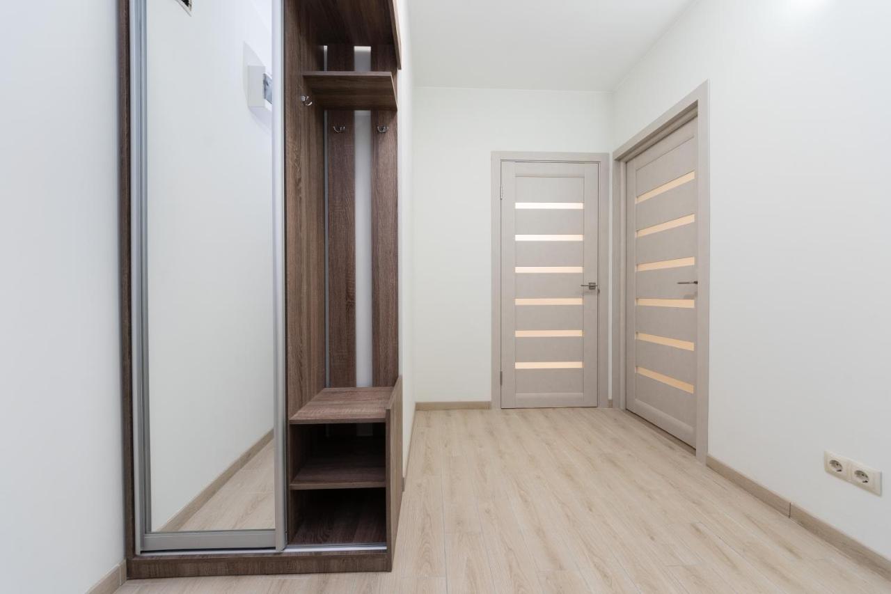 Apartments Riviera,20 Минут От Центра Kiev Ngoại thất bức ảnh