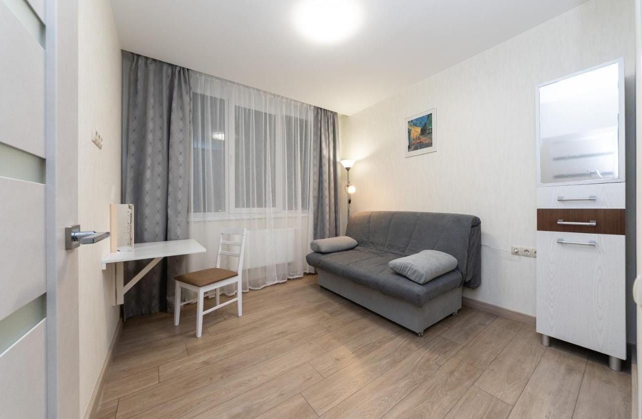 Apartments Riviera,20 Минут От Центра Kiev Ngoại thất bức ảnh