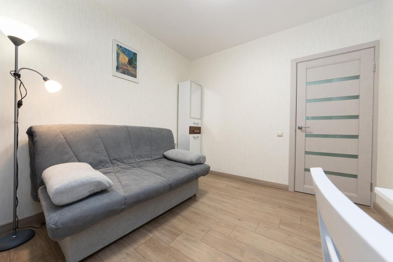 Apartments Riviera,20 Минут От Центра Kiev Ngoại thất bức ảnh